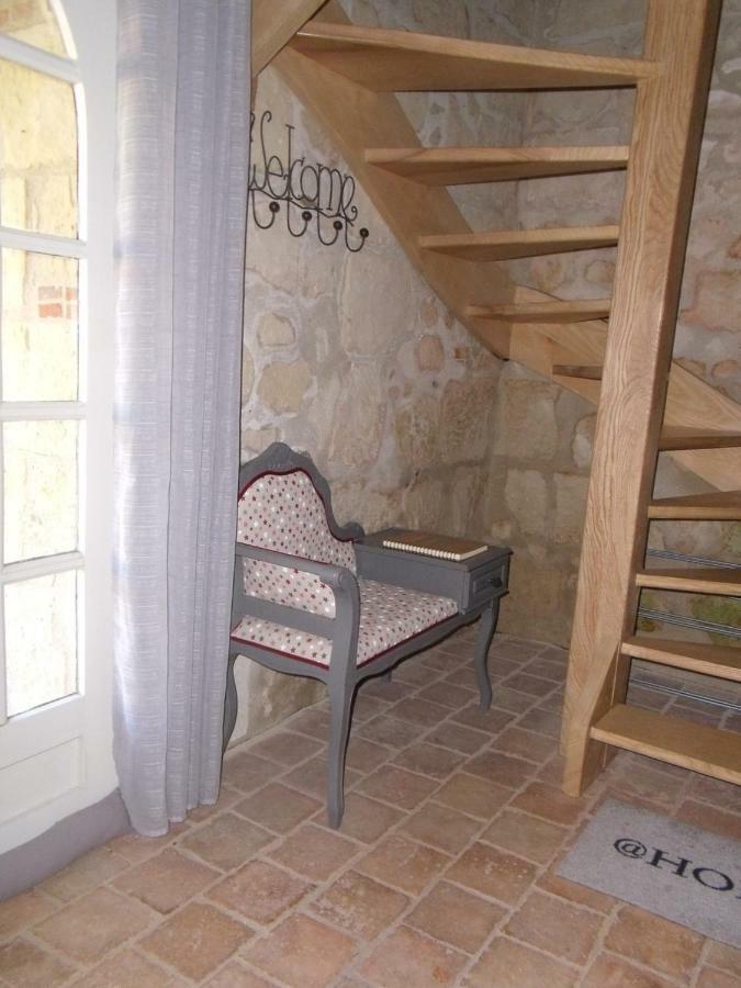 La Tour Du Grand Boust Villa Longue Bagian luar foto