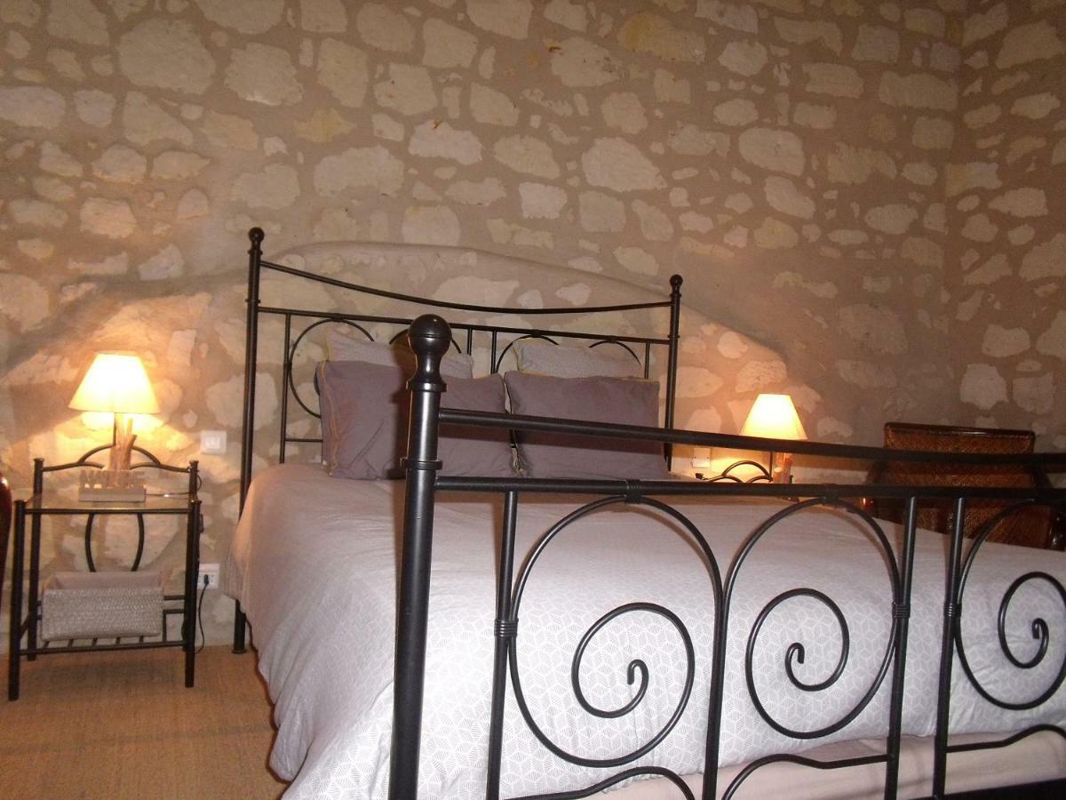 La Tour Du Grand Boust Villa Longue Bagian luar foto
